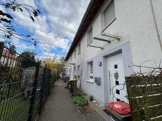 Charmantes Reihenmittelhaus in Offenbach-Bürgel mit Garage