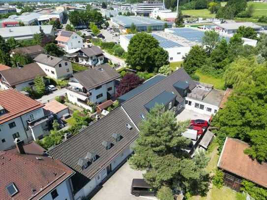 Ca. 32 m² großes Einzelbüro mit Dachterrassenmitbenutzung & E-Lade-Station zu vermieten!