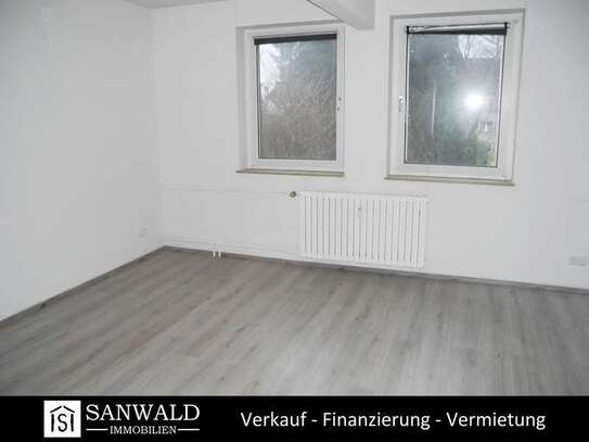 Neu modernisierte 2,5 Zimmer Wohnung