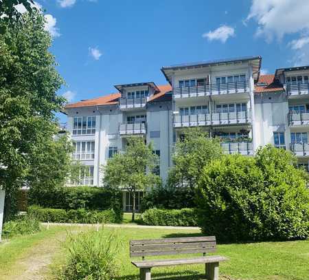 Charmante 2-Zimmer-Dachgeschoss-Wohnung mit Bergblick