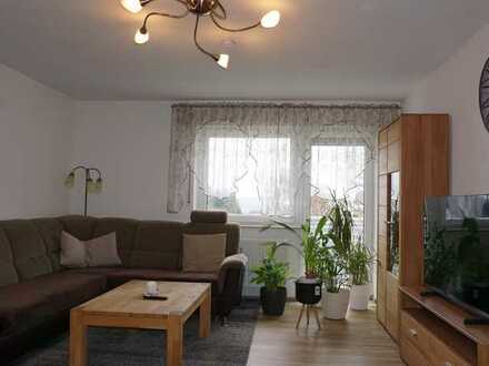 VERMIETET- 3 Zimmer Maisonettewohnung mit moderner Einbauküche, Garage und Garten