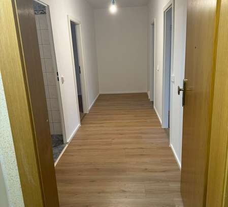 Moderne 3-Zimmer-Wohnung mit Balkon in Gera