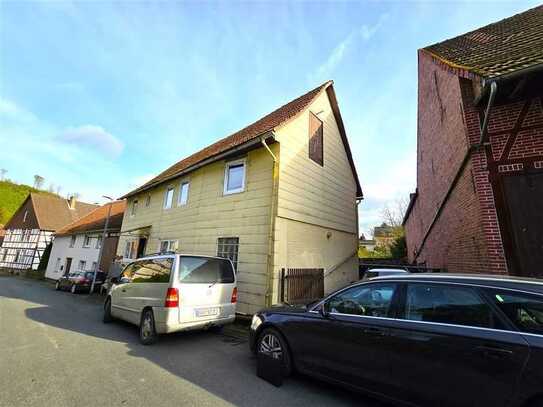 Charmantes Einfamilienhaus in Delihausen mit Garten