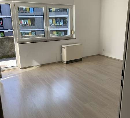 3 Zimmer Wohnung mit Balkon