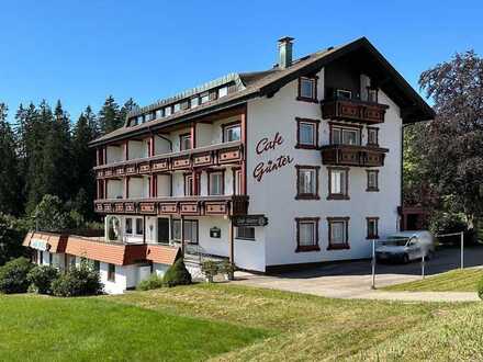 Gut geführtes Hotel-Cafe in bezaubernder Aussichtslage