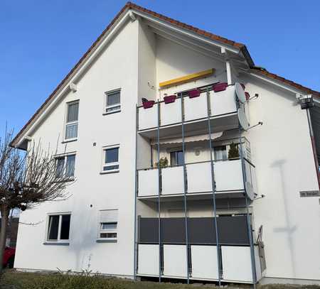 Sonnige 4-Zimmer-Wohnung mit Balkon in Kraichtal/(Unteröwisheim