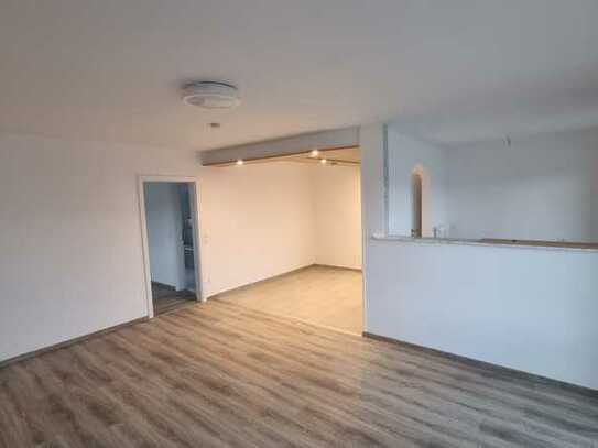 3,5-Zimmer-Wohnung mit Balkon in Rodenbach