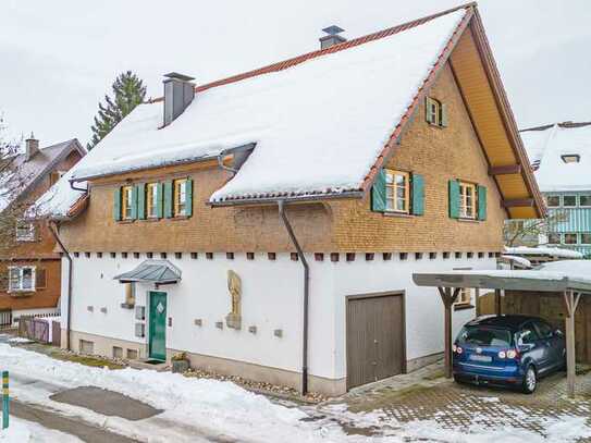 5% Rendite oder Eigennutz inkl. Mieteinnahmen?! Zweifamilienhaus in Kempten!