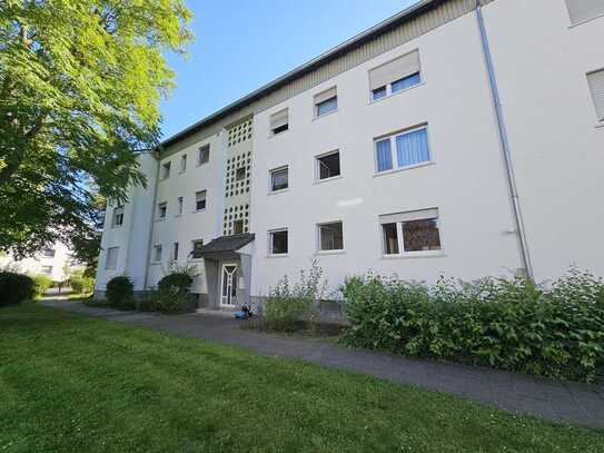 Stilvolle 4-Raum-Wohnung mit gehobener Innenausstattung mit Balkon und EBK in Ingelheim am Rhein