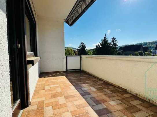 Gut geschnittene 4 Zimmer Wohnung mit Balkon und Garage in ruhiger Lage in Weingarten (Baden)