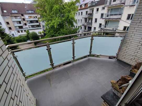 Du-Neudorf:* Renovierte Sehr schöne helle Whg. *: 72,5 qm / 3 Zi K/D/B/ Gäste-WC:*Balkon*