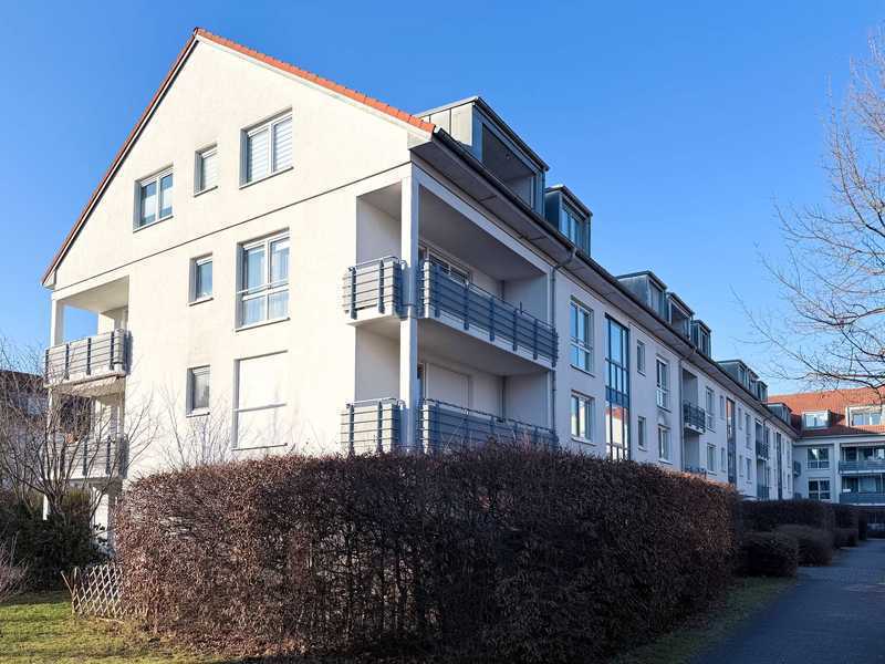 Bezugsfrei! 3-Raum-WE mit 2 Balkonen nahe dem Kulkwitzer See zu verkaufen!