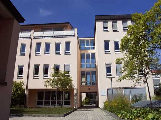 Schönes Büro mit Terrasse nahe der Innenstadt