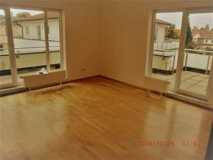 Lichtdurchflutete 2-Zimmer-Penthouse-Wohnung mit gehobener Innenausstattung mit Balkon in Memmingen