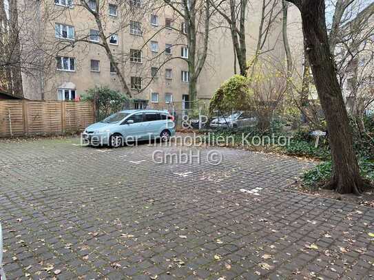 Sicherer Stellplatz mit E-Ladesäule zu vermieten. Pfalzburger Str. 26B