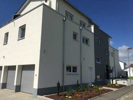 Vermiete 2-Zimmer-Wohnung mit EBK und Garage in Aalen-Waldhausen