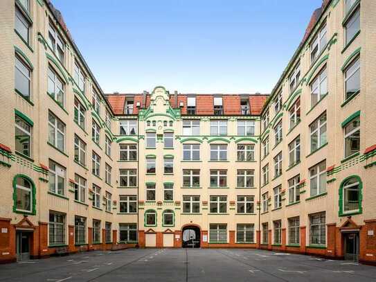 Flexible Loft Büro-/Schulungsfläche ca. 1.350 m² für 21€/m² mit Event-Hof nähe S-Charlottenburg