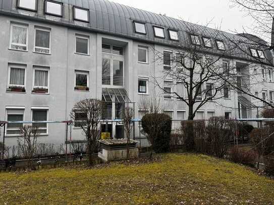 Zwei Zimmerwohnung in Moosach München