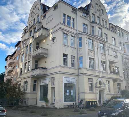 3-Zimmer Maisonette Wohnung im DG / Nähe Moltkeplatz