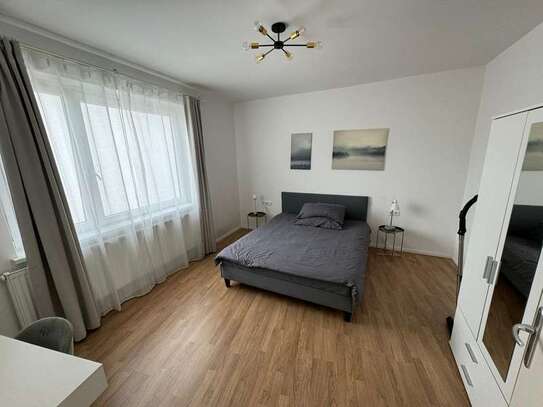 Spacious 2-Bedroom Apartment Steps Away from Kurfürstendamm in West Berlin