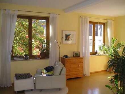 Ansprechende 2-Zimmer-Wohnung mit EBK in Nürnberg