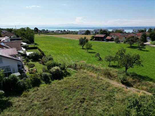 Seltenes Grundstück mit Bodensee- und Bergblick