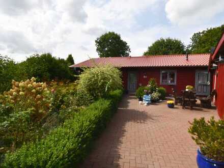 Burg: Ruhige Lage mit zusätzlichem Gartenhaus