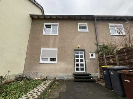 vermietetes Reihenmittelhaus in Wesseling mit 5 Zimmer+Garten