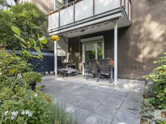 Einfamilienhauscharakter: Maisonette-Wohnung mit Garten, Garage & Stellplatz