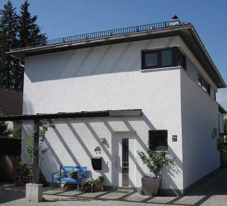 Schönes Haus mit sechs Zimmern in München (Kreis), Riemerling