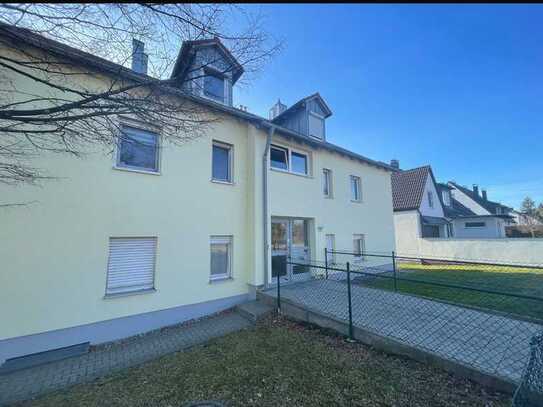 IMMO LOVE Lechhausen- Vermietete 2 ZKB, 50qm, TG und Balkon!