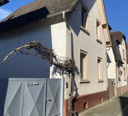 Charmantes Ein- bis Zweifamilienhaus in begehrter u. ruhiger Lage im Zentrum des Rhein-Main-Gebietes