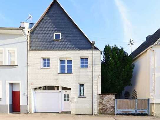 Charmantes Stadthaus mit Garage und großer Loggia in zentraler Innenstadtlage in Niederlahnstein