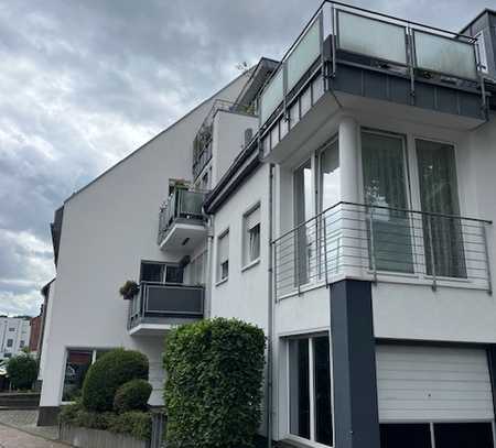 Zentrale, geschmackvolle 2-Raum-Wohnung in Pulheim