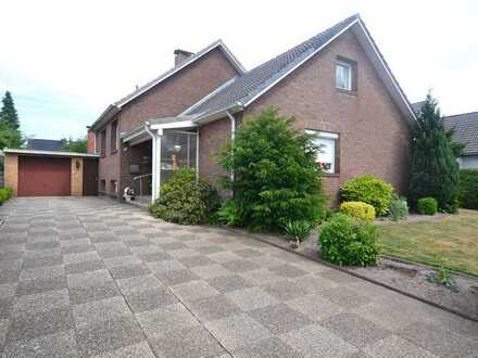 Neuer KP!! Rotsteinklinker-Einfamilienhaus nebst Keller und Wintergarten in der Gartenstadt