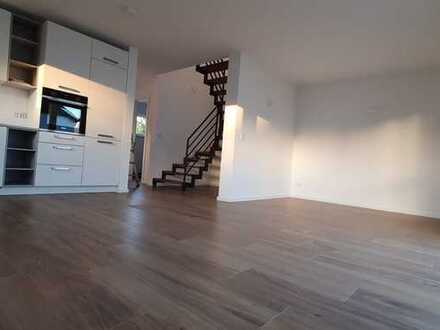 Wunderschöne Maisonette- Wohnung Erstbezug nahe Frankfurt!!!