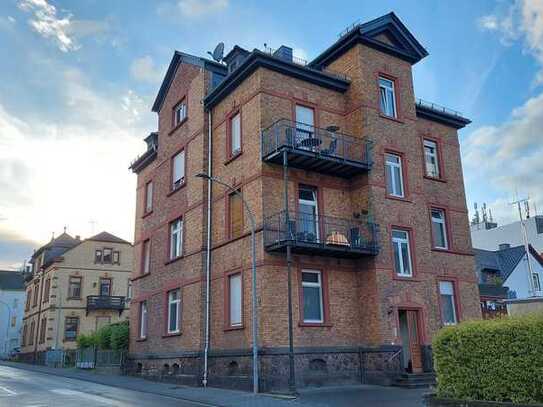 2-Zimmer-Dachgeschosswohnung in Butzbach mit schöner Aussicht