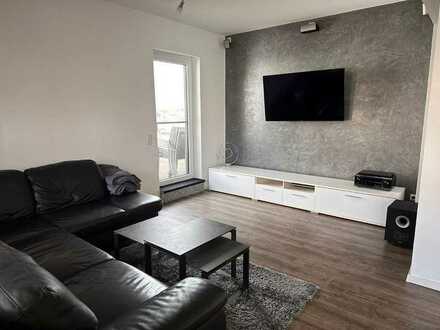 Neuwertige 3,5-Raum-Penthouse-Wohnung mit Dachterrasse und Einbauküche in Eppingen