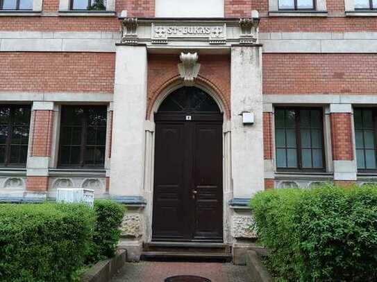 Helle 3-Zimmer-Wohnung im sanierten Altbau in Chemnitz, erster Monat mietfrei (Kaltmiete)