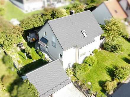 RESERVIERT !! Den nächsten Sommer in diesem gemütlichen Wohnhaus ** Kaminofen**Keller**u.v.m.**