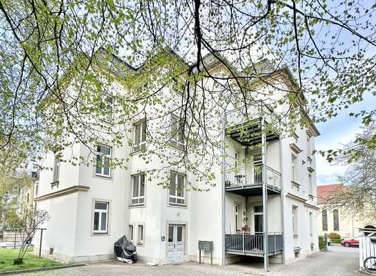 Bezugsfreie 3-Zimmer-Wohnung in der Beletage mit Balkon und Stellplatz in gefragter Lage