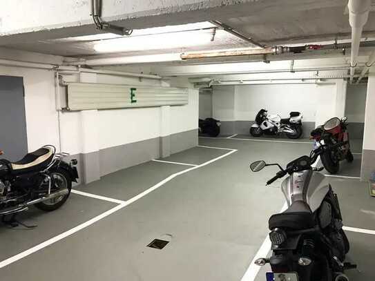 Motorradstellplatz in Tiefgarage Nähe Kö zu vermieten
