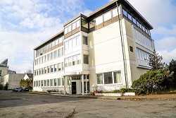 Gebäude Freistehend Bürokomplex, Hotel, Wohnheim