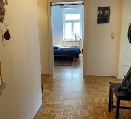 Stilvolle, gepflegte 2-Zimmer-Erdgeschosswohnung mit Einbauküche in Würzburg