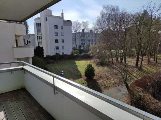 Schöne 1-Zimmer-Wohnung mit EBK und Balkon in Darmstadt-Ost