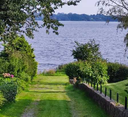 Klein Wittensee: 3 Zimmer Luxus Wohnung mit Seeblick zu vermieten.