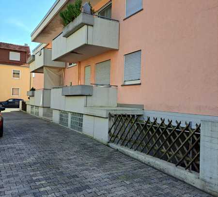 2-Zimmer-Wohnung mit Balkon in Flörsheim-Weilbach