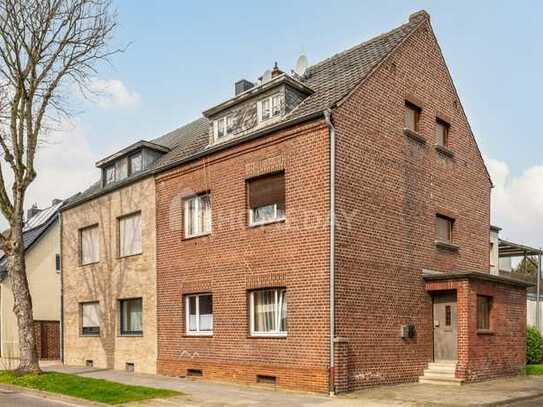 Großzügiges Mehrfamilienhaus mit zwei Wohneinheiten und Garten in Baesweiler