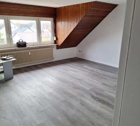 Charmante 2-Zimmer-Dachgeschosswohnung