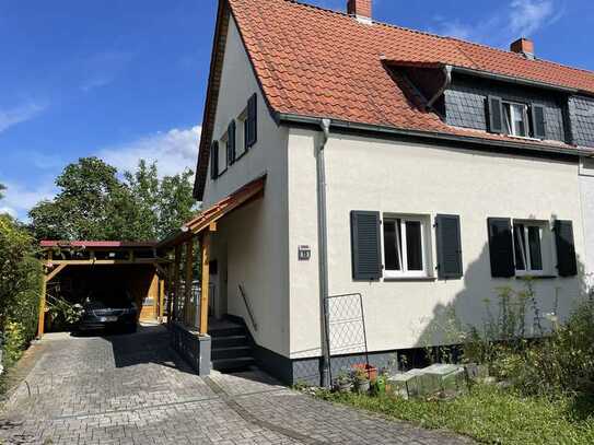 Exklusive, gepflegte 2-Zimmer-EG-Wohnung mit Terrasse und EBK in Rüsselsheim